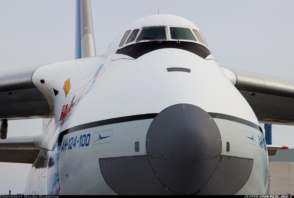 Close-up of An-124-100 nose and cockpit